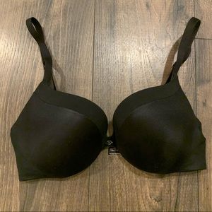 34D Victoria’s Secret Very Sexy black push up bra